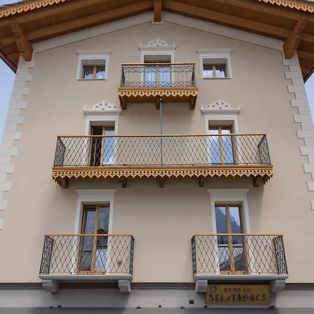 Maison Luboz - * كورمايور