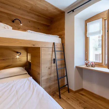 Maison Luboz - *