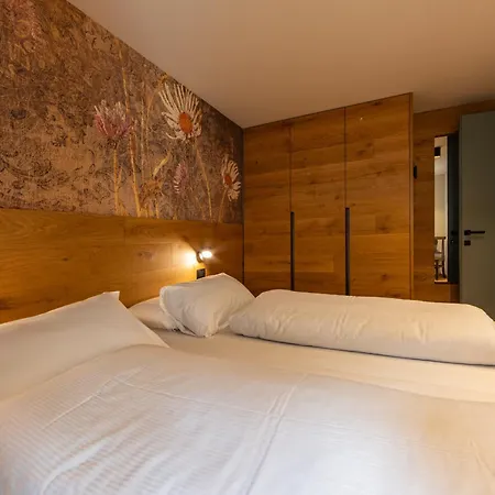 アパート Maison Luboz -